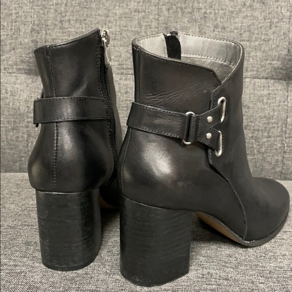 Adrienne Vittadini Bonsai booties, 6M, Black - Picture 2 of 9